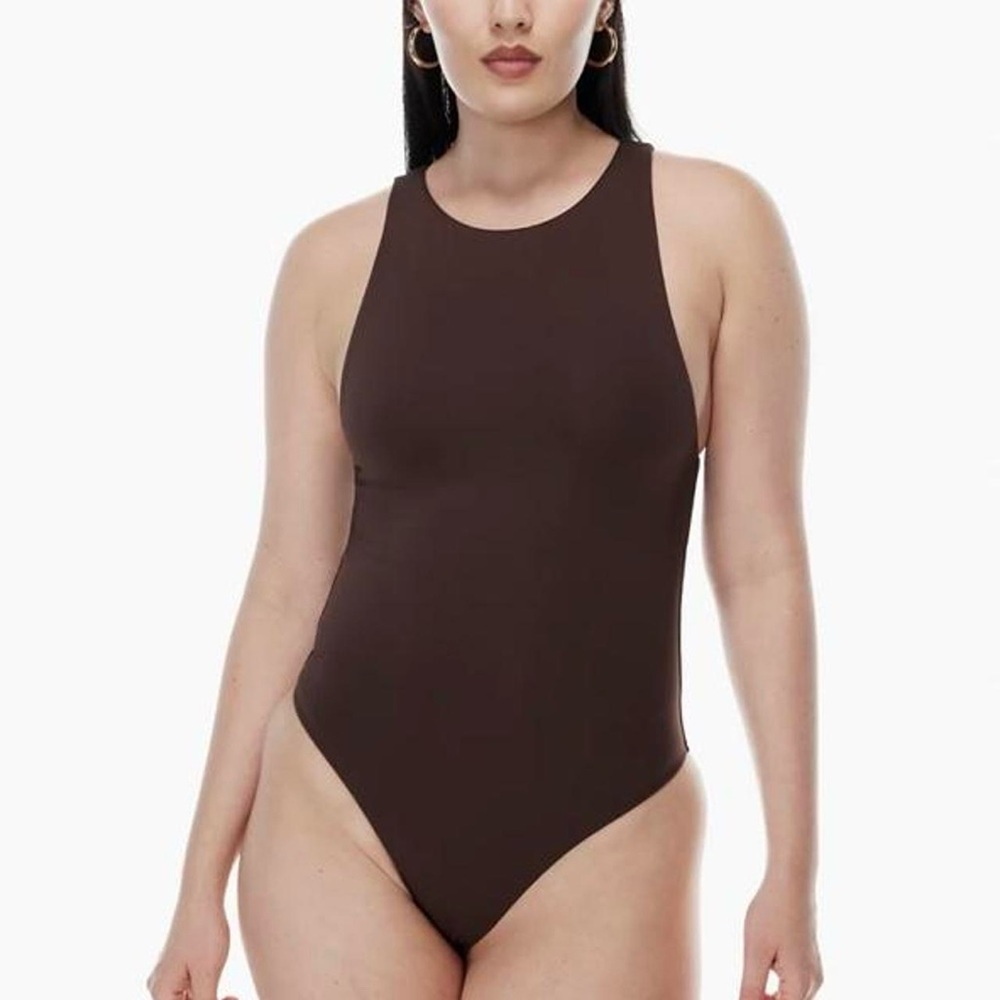 Aritzia contour 90s bodysuit